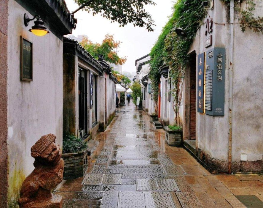 平凉市文化执法队开展春节前文旅市场依法经营与安全生产专项检查